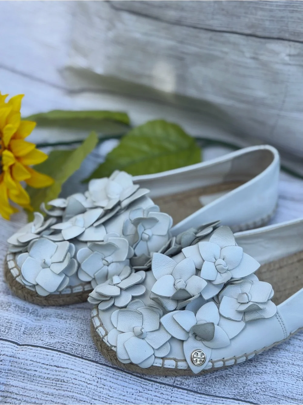 Tory Burch White Leather Floral Espadrille Flats